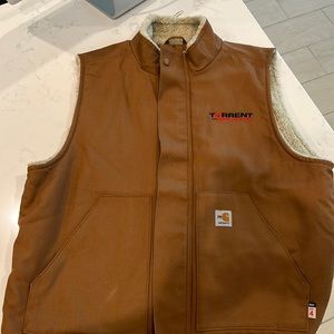 Never worn FR XL fleece vest